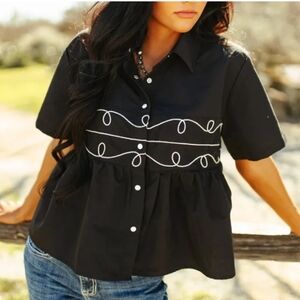 2 FLY CO. NWT Loopty Lou Black and White Pearl Snap Top With Rope Embroidery